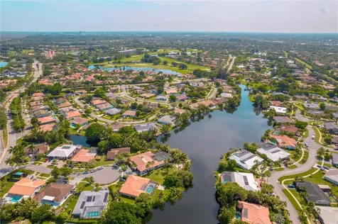 510 Birchwood Way Weston FL 33326