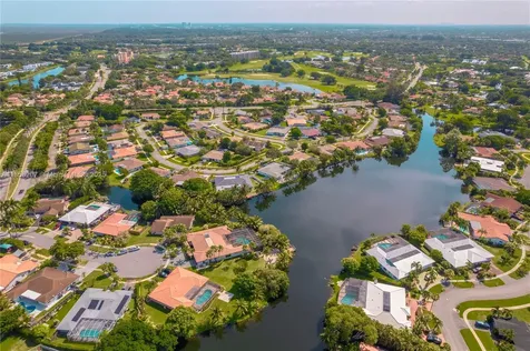 510 Birchwood Way Weston FL 33326