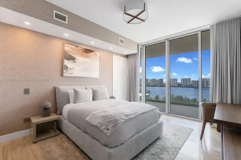 18501 Collins Avenue Sunny Isles Beach FL 33160