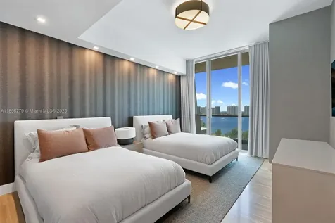 18501 Collins Avenue Sunny Isles Beach FL 33160