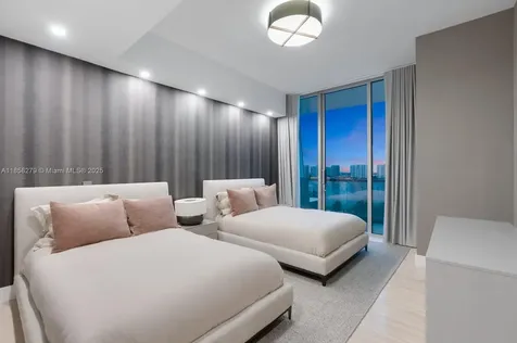 18501 Collins Avenue Sunny Isles Beach FL 33160