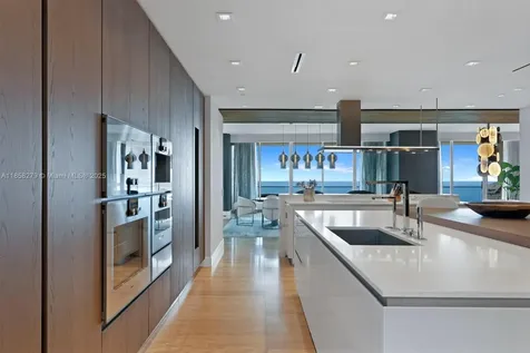18501 Collins Avenue Sunny Isles Beach FL 33160