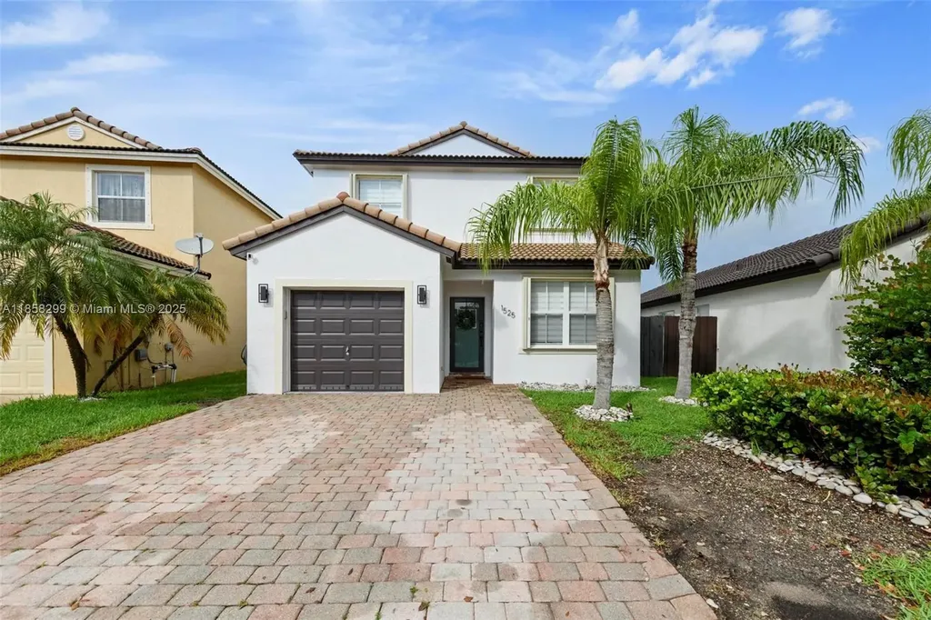 1525 SE 20th Place Homestead FL 33035
