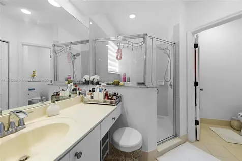 1525 SE 20th Place Homestead FL 33035