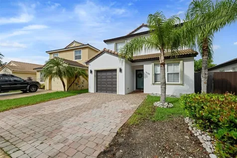 1525 SE 20th Place Homestead FL 33035