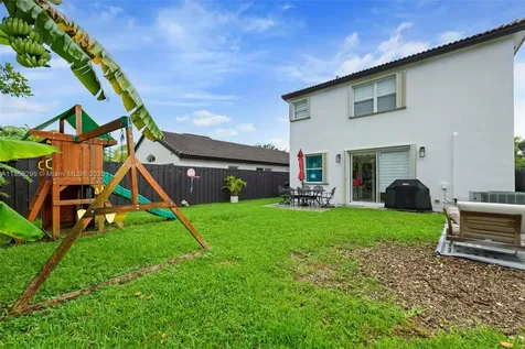 1525 SE 20th Place Homestead FL 33035