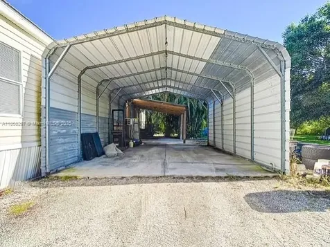 1320 Seminole Avenue Other City - In The State Of Florida FL 33935