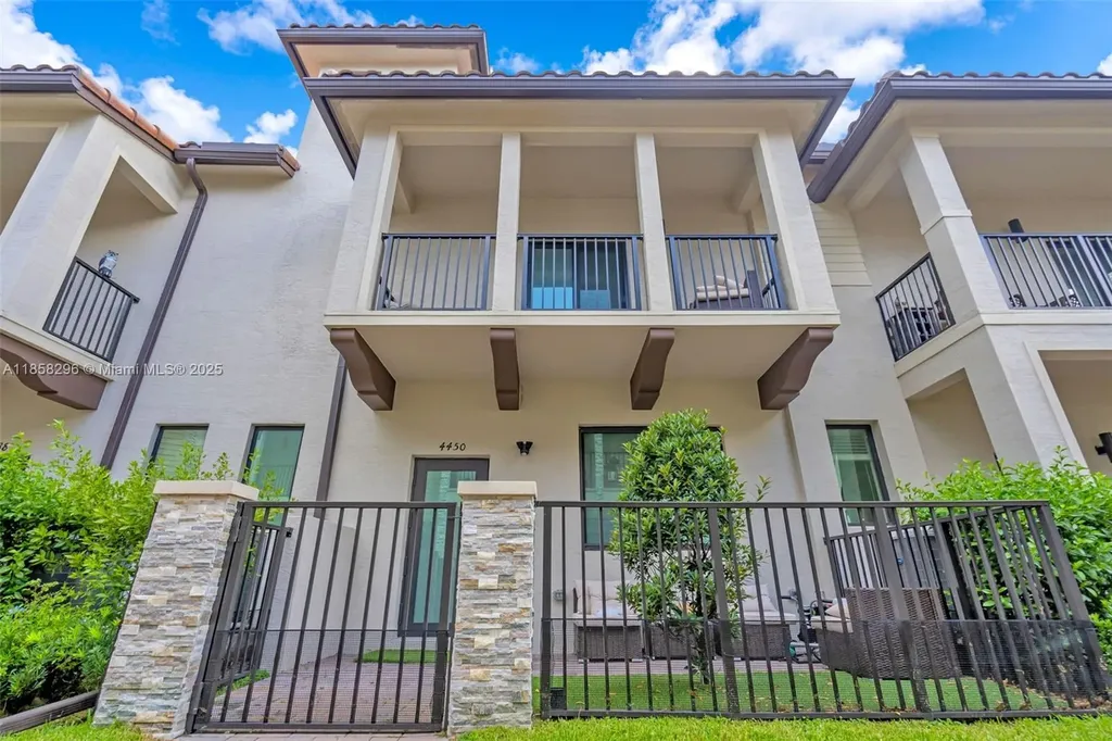 4450 NW 83rd Parkway Doral FL 33166