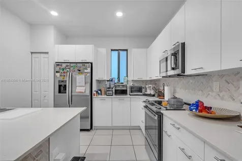 4450 NW 83rd Parkway Doral FL 33166