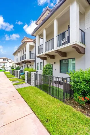 4450 NW 83rd Parkway Doral FL 33166