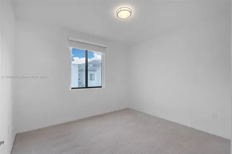 4450 NW 83rd Parkway Doral FL 33166