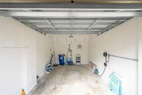 4450 NW 83rd Parkway Doral FL 33166