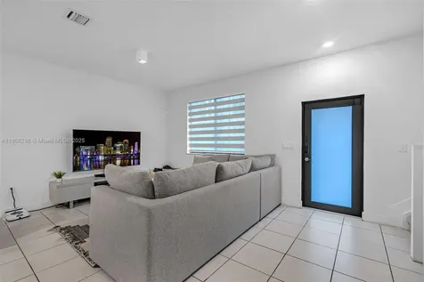4450 NW 83rd Parkway Doral FL 33166