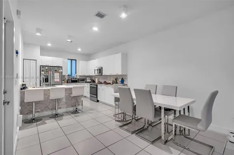 4450 NW 83rd Parkway Doral FL 33166