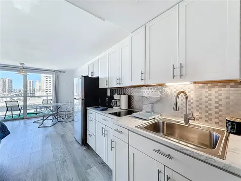 19201 Collins Avenue Sunny Isles Beach FL 33160