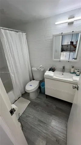 19201 Collins Avenue Sunny Isles Beach FL 33160