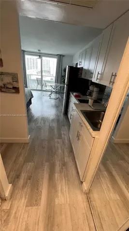 19201 Collins Avenue Sunny Isles Beach FL 33160