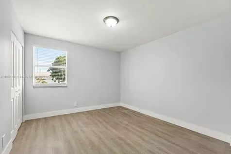 1530 Crescent Circle West Palm Beach FL 33403