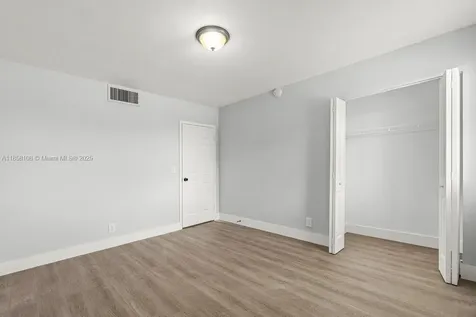 1530 Crescent Circle West Palm Beach FL 33403