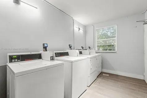 1530 Crescent Circle West Palm Beach FL 33403