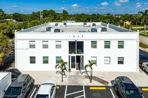 1530 Crescent Circle West Palm Beach FL 33403