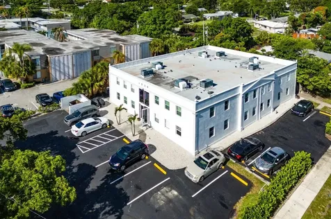 1530 Crescent Circle West Palm Beach FL 33403