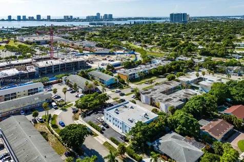 1530 Crescent Circle West Palm Beach FL 33403