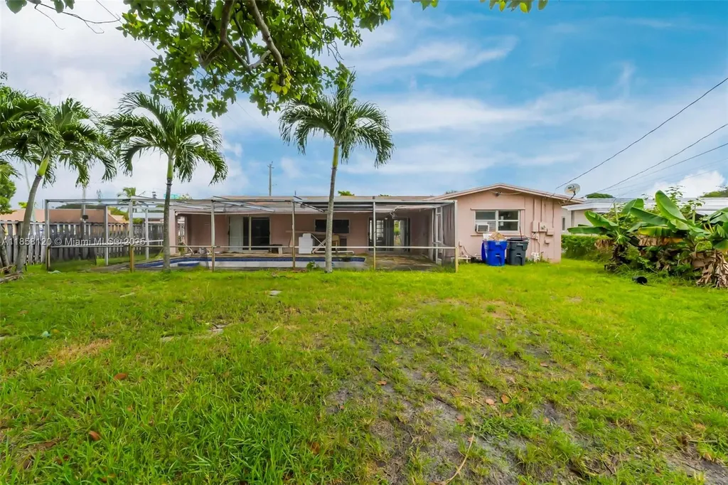 5520 Johnson Street Hollywood FL 33021