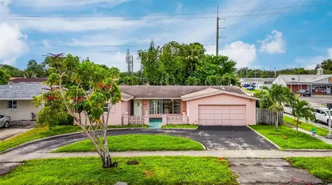 5520 Johnson Street Hollywood FL 33021