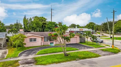 5520 Johnson Street Hollywood FL 33021