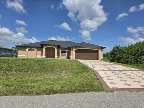 1816 Tomaso Avenue Lehigh Acres FL 33972