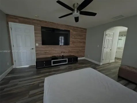 1816 Tomaso Avenue Lehigh Acres FL 33972