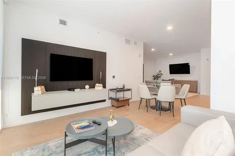 398 NE 5th Street Miami FL 33132