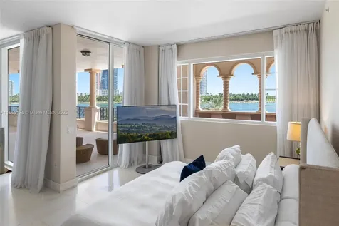 7133 Fisher Island Drive Miami Beach FL 33109