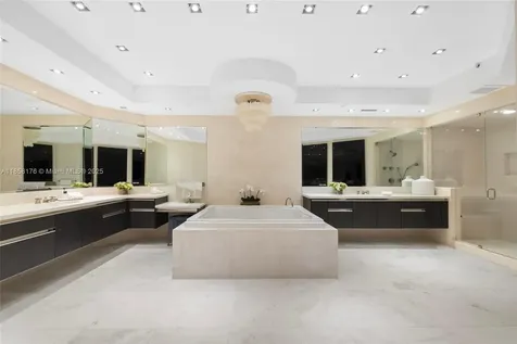 7133 Fisher Island Drive Miami Beach FL 33109