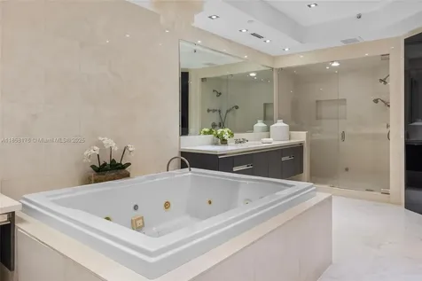 7133 Fisher Island Drive Miami Beach FL 33109