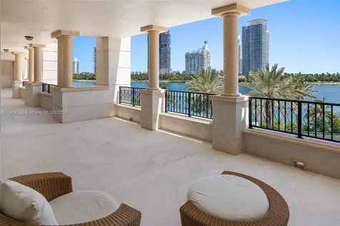 7133 Fisher Island Drive Miami Beach FL 33109