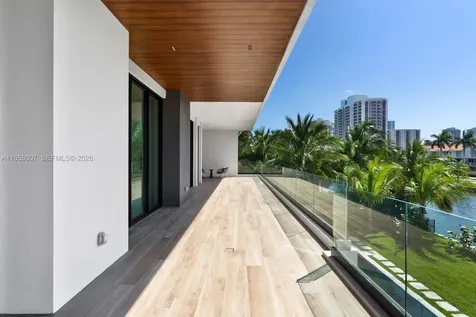 493 Holiday Drive Hallandale Beach FL 33009