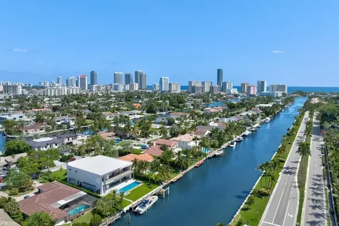 493 Holiday Drive Hallandale Beach FL 33009