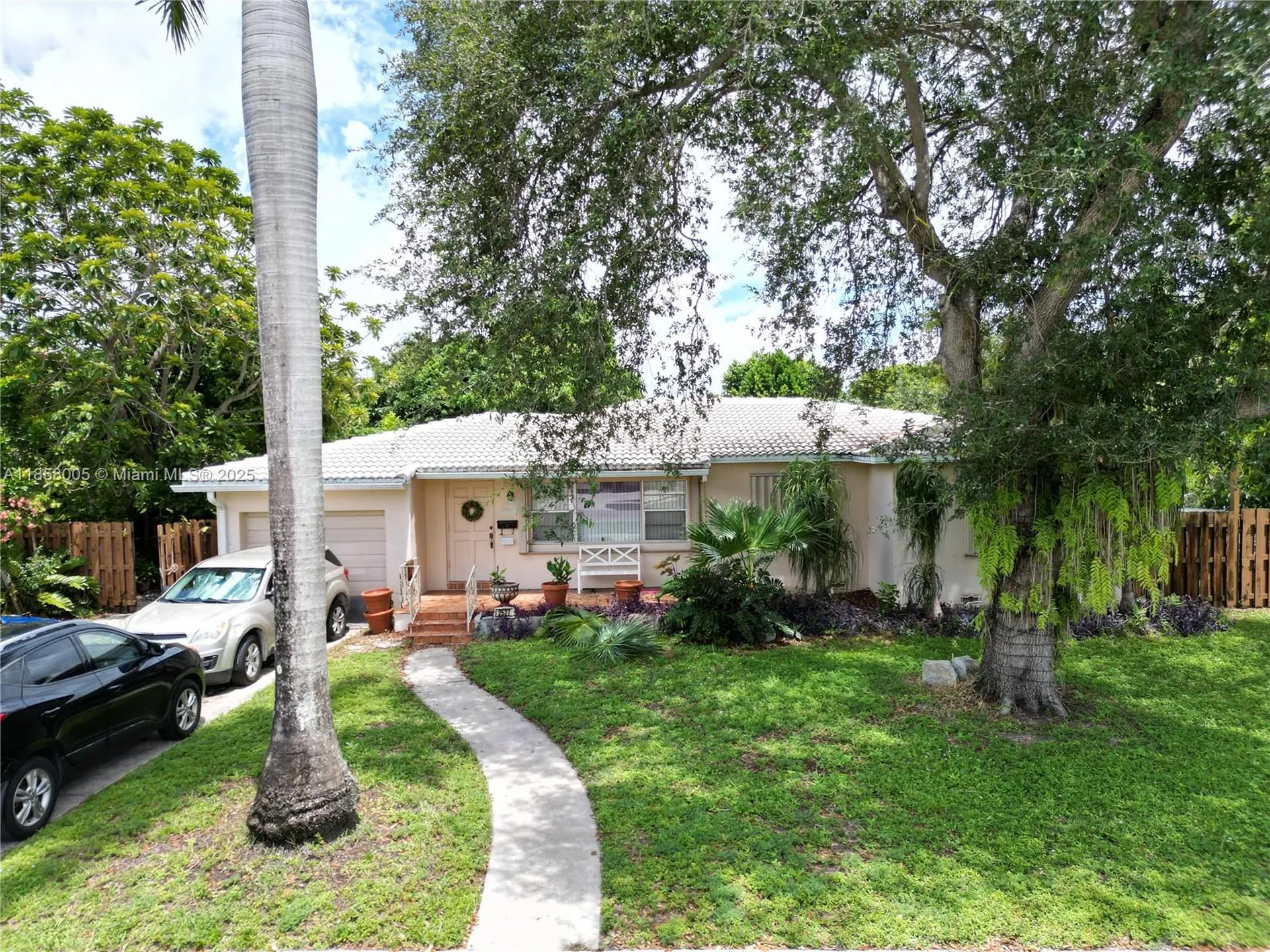 2527 Fillmore Street Hollywood FL 33020