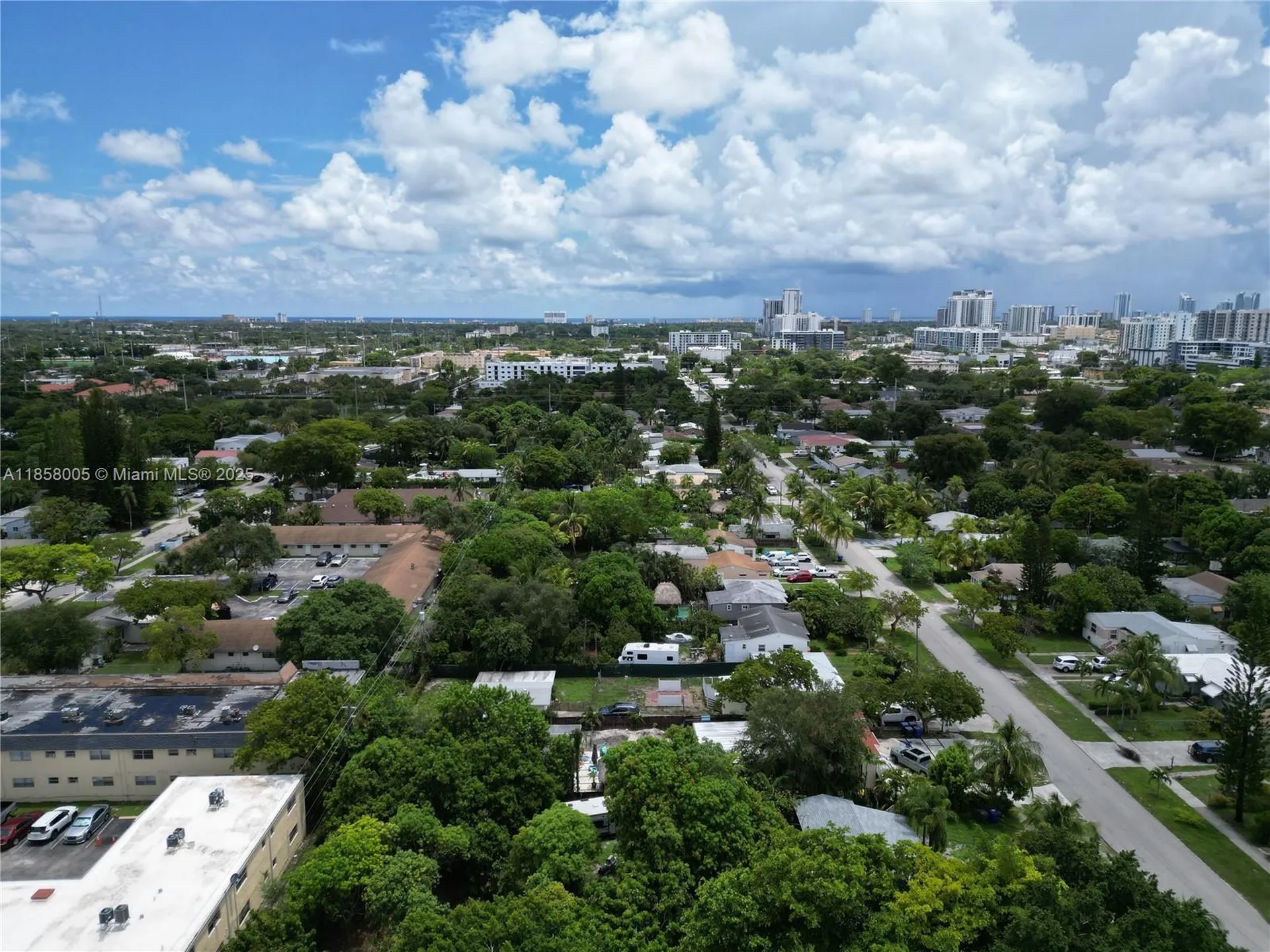 2527 Fillmore Street Hollywood FL 33020