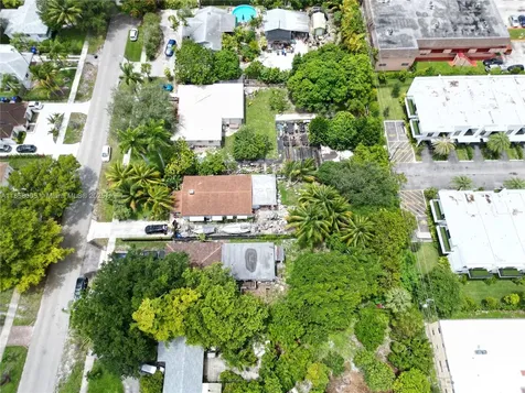 2527 Fillmore Street Hollywood FL 33020