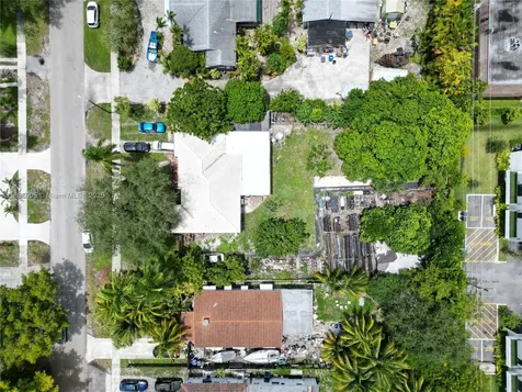 2527 Fillmore Street Hollywood FL 33020