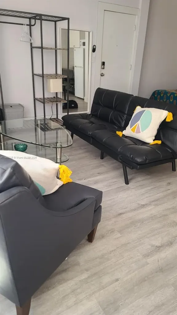 3710 Collins Avenue Miami Beach FL 33140