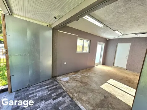 6521 Moseley Street Hollywood FL 33024