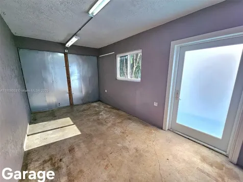 6521 Moseley Street Hollywood FL 33024