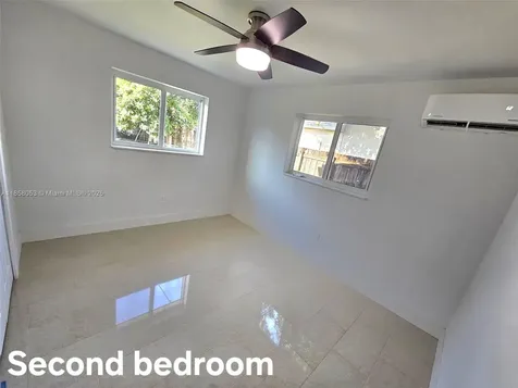 6521 Moseley Street Hollywood FL 33024