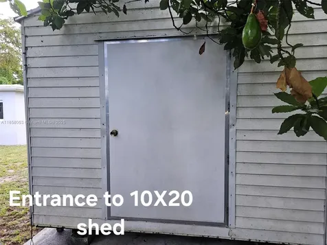 6521 Moseley Street Hollywood FL 33024