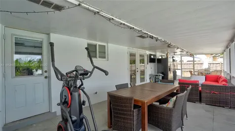651 NW 15th Street Homestead FL 33030