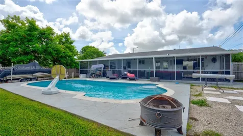 651 NW 15th Street Homestead FL 33030